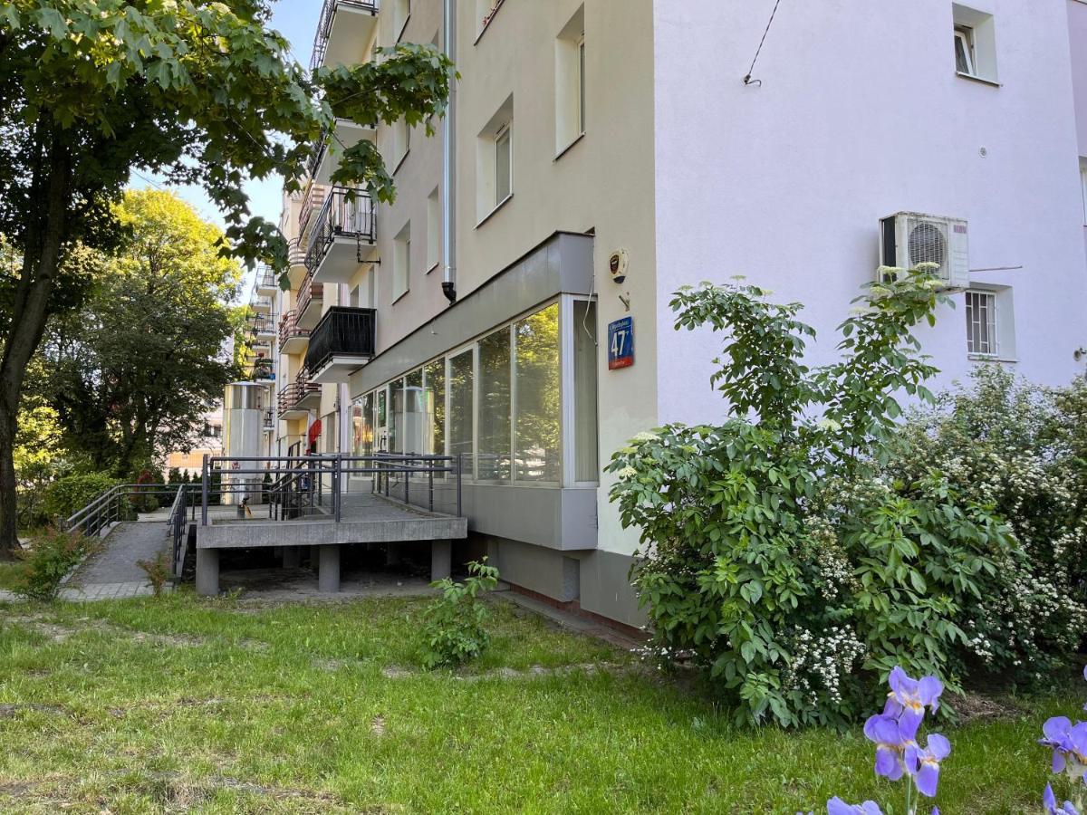 Labo Apartment Niepodleglosci Warsaw Luaran gambar