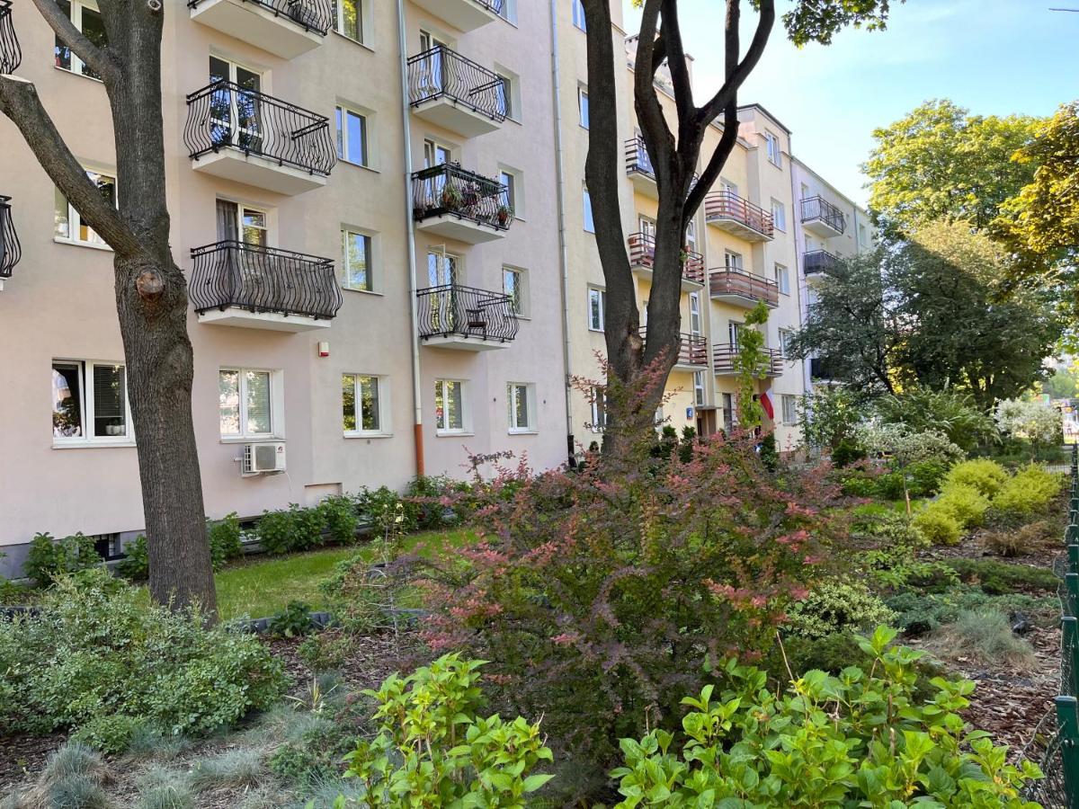 Labo Apartment Niepodleglosci Warsaw Luaran gambar